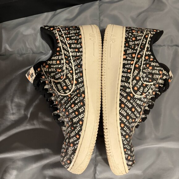 Air Force 1 Low '07 LV8 'Just Do It' low black/white/total orange US 9.5 - Picture 5 of 6
